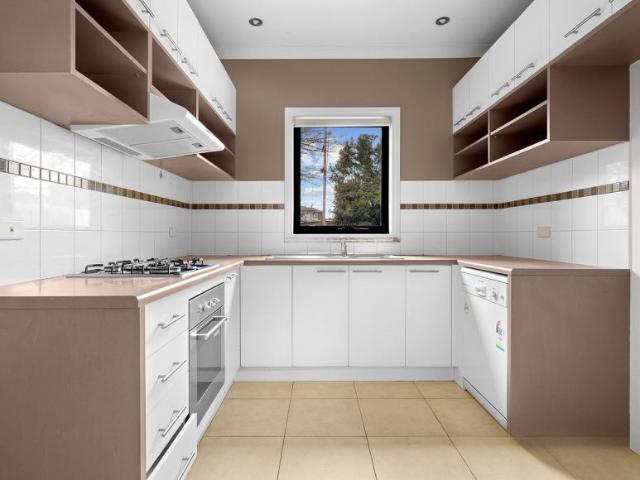 House for rent in Box Hill North, Melbourne