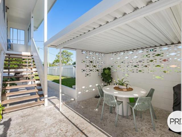 House for sale in Boyne Island