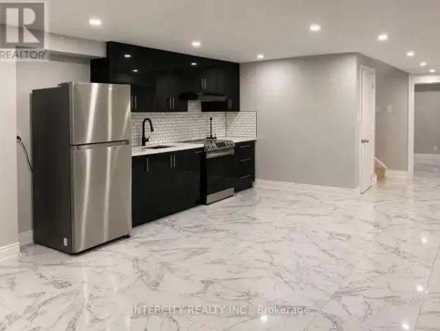 House for rent in Bradford West Gwillimbury, Ontario