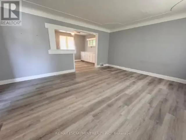 House for rent in Burlington, Ontario