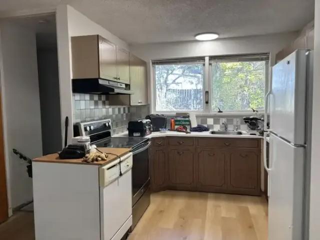 House for rent in Brentwood, Calgary