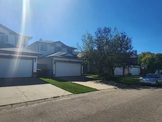 House for rent in Hidden Valley, Calgary