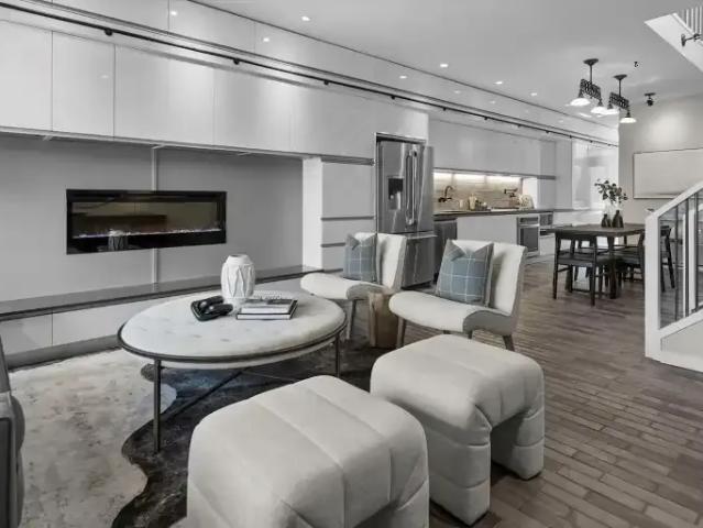 House for rent in Bowness, Calgary