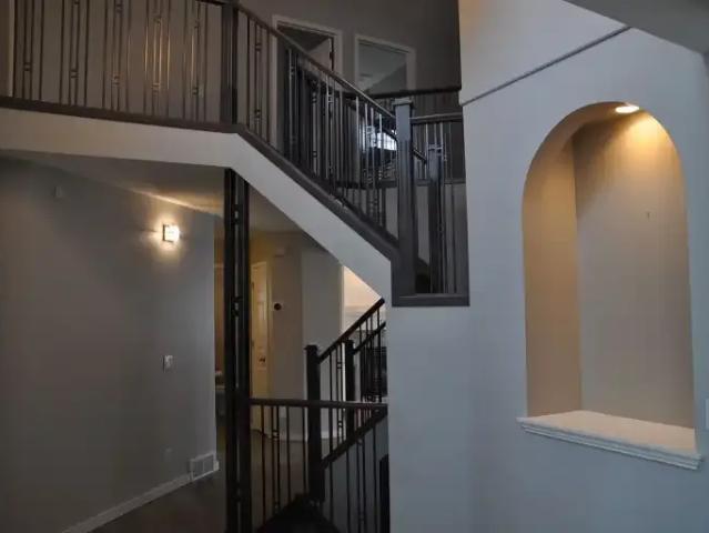 House for rent in Woodlands, Calgary