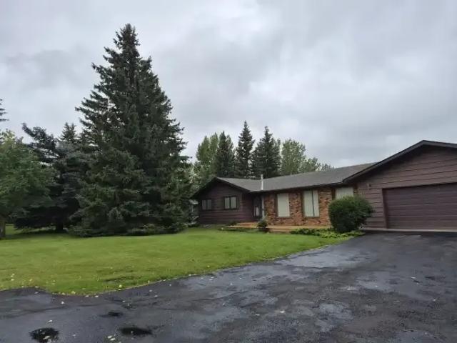 House for rent in Watermark, Rocky View County