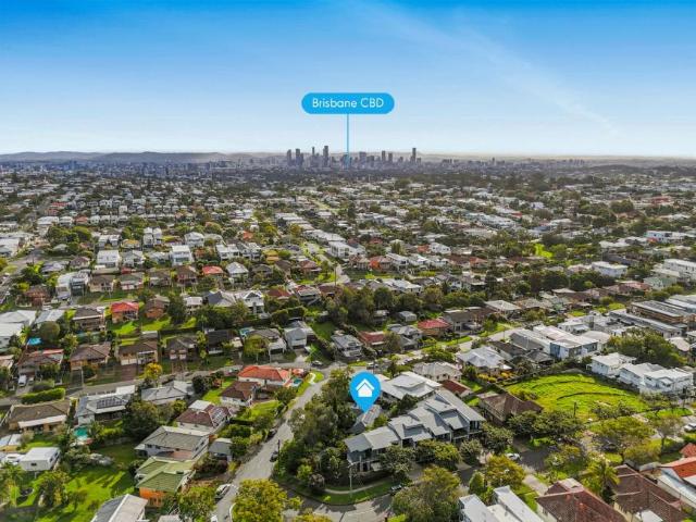 House for sale in Camp Hill, Greater Brisbane