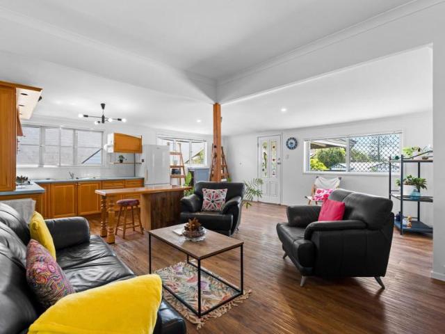 House for sale in Carina Heights, Greater Brisbane