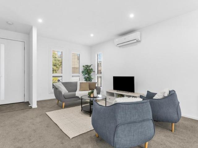 House for sale in Cheltenham, Melbourne