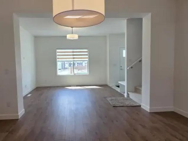 House for rent in Chestermere, Alberta