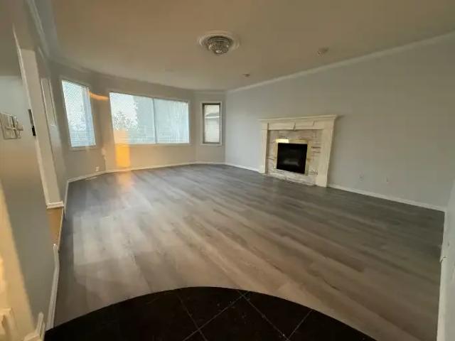 House for rent in Chestermere, Alberta