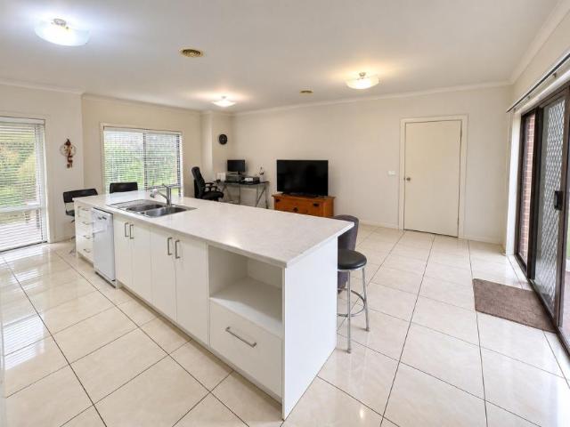 House for rent in Chirnside Park, Melbourne
