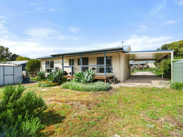 House for sale in Clayton Bay, Alexandrina Council