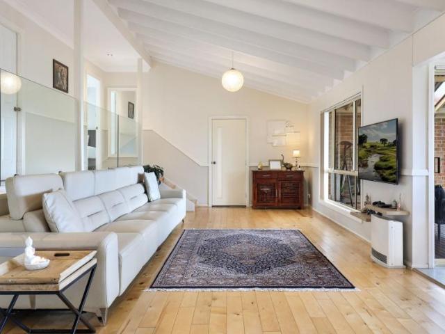 House for sale in Cordeaux Heights, Wollongong City Council