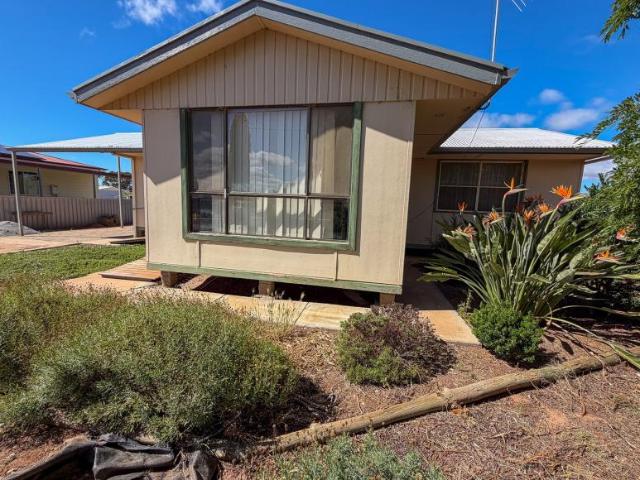 House for sale in Cowell
