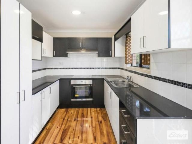 House for rent in Crestmead, Greater Brisbane