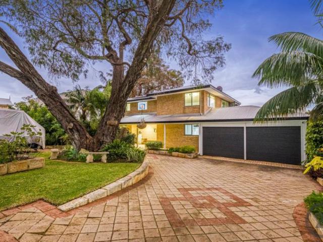 House for sale in Parklands, Western Australia
