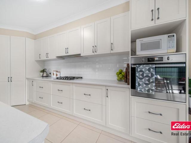House for sale in Southlakes, Dubbo