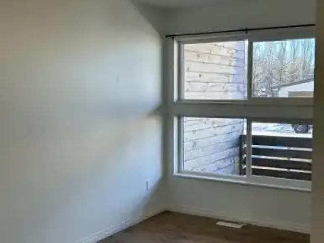 House for rent in Wedgewood, Alberta