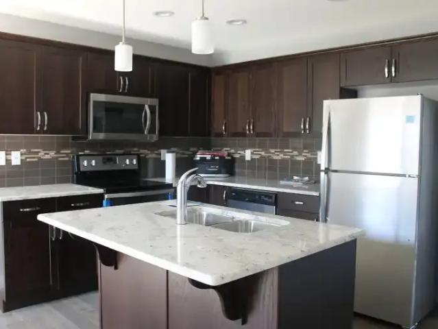 House for rent in Wedgewood, Alberta