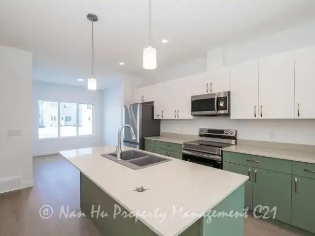 House for rent in Wedgewood, Alberta