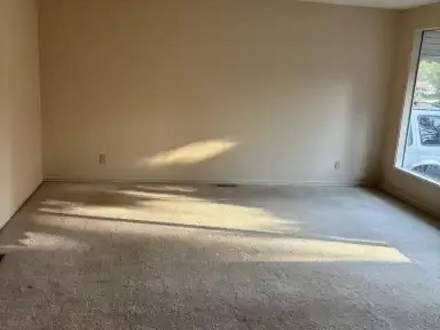 House for rent in Wedgewood, Alberta