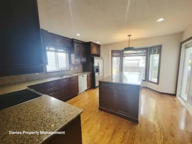 House for rent in Wedgewood, Alberta