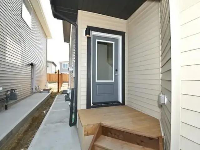 House for rent in Wedgewood, Alberta