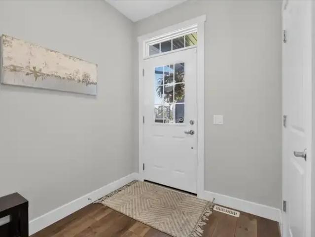 House for rent in Wedgewood, Alberta