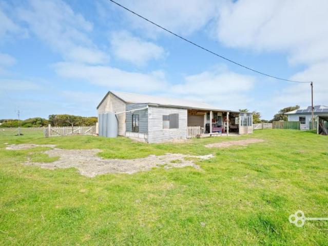 House for sale in Eight Mile Creek, South Australia
