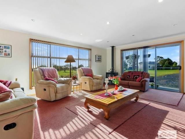 House for sale in South Elliott, Waratah-Wynyard