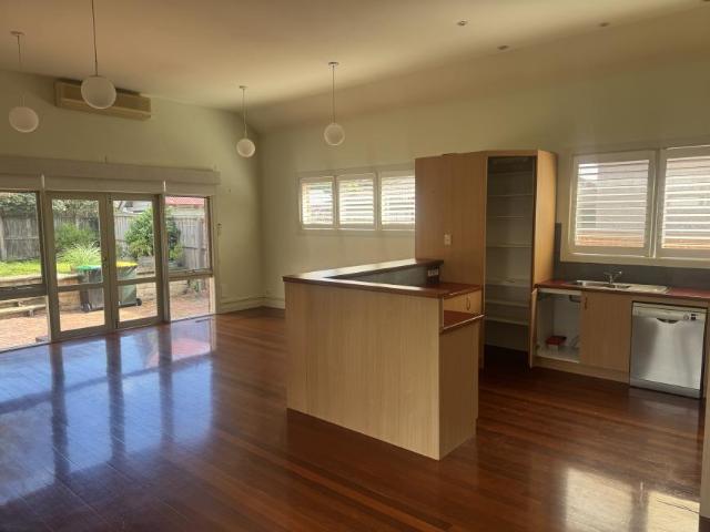 House for rent in Essendon, Melbourne