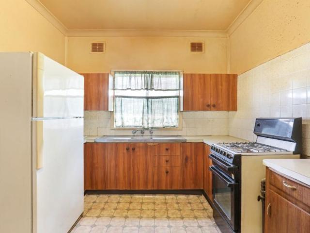 House for sale in Fairy Meadow, Wollongong City Council