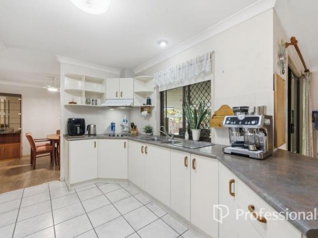 House for sale in Ferny Hills, Greater Brisbane