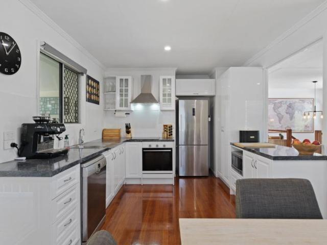 House for sale in Ferny Hills, Greater Brisbane