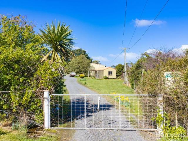 House for sale in George Town