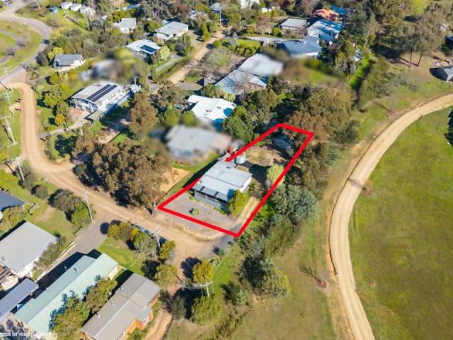House for sale in Goughs Bay