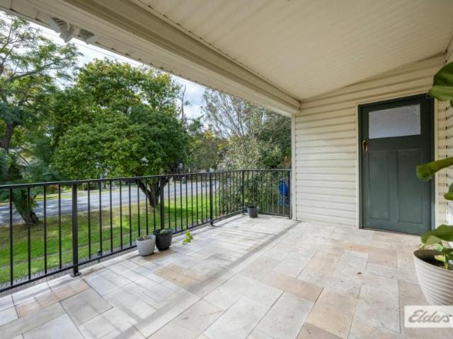 House for sale in Grafton
