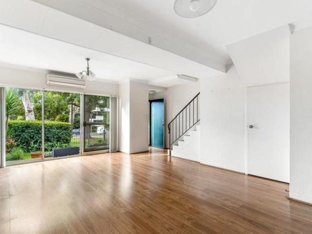 House for rent in Gymea, Sutherland Shire Council