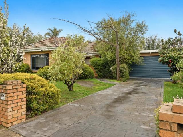 House for sale in Hampton East, Melbourne