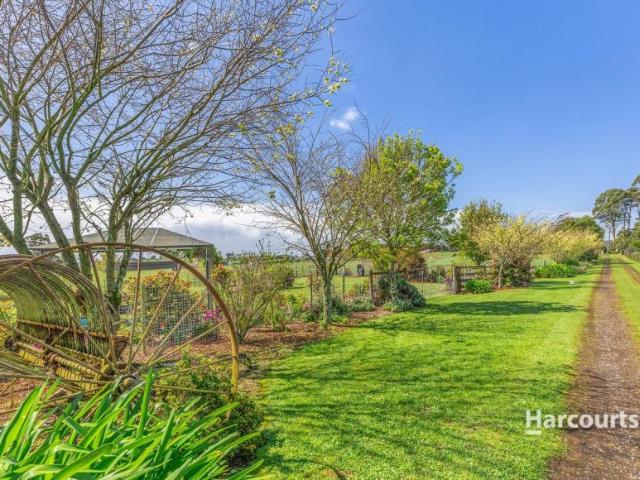 House for sale in Highclere, Ridgley