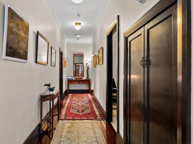 House for sale in Holland Park West, Greater Brisbane