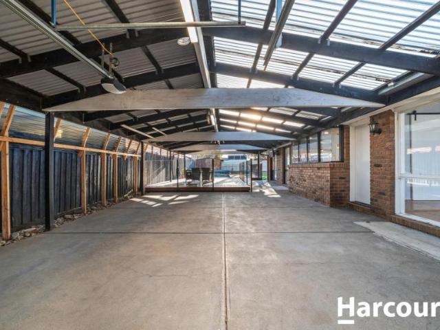 House for sale in Golden Square, Melbourne