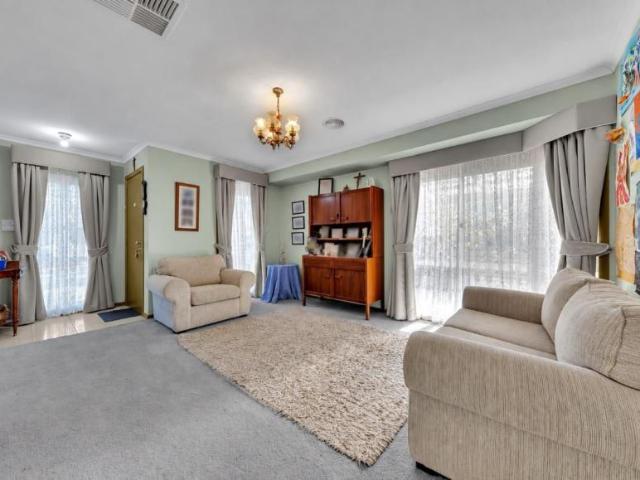House for sale in Cambridge, Melbourne
