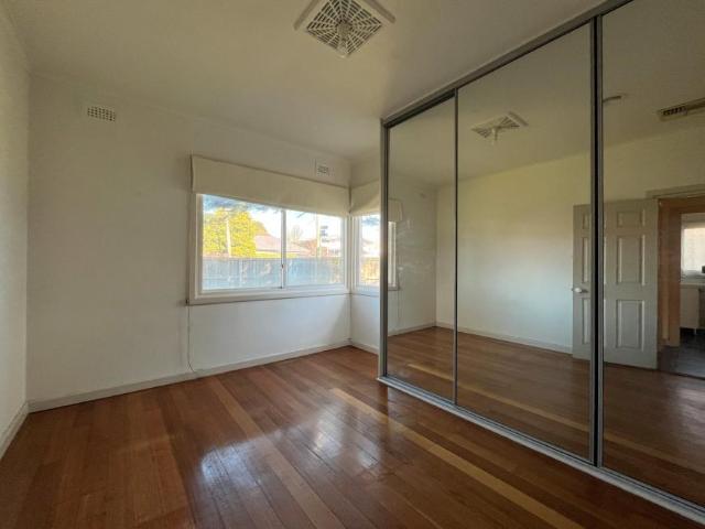 House for rent in Hughesdale, Melbourne
