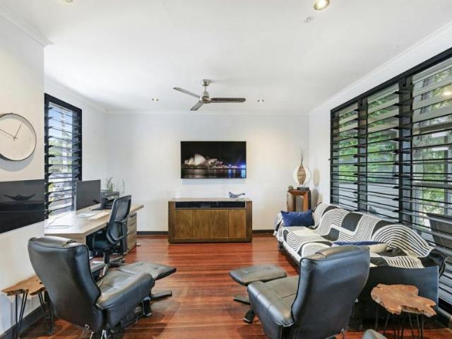 House for sale in Karama, Darwin