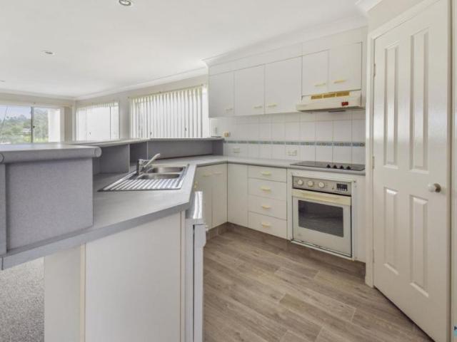 House for rent in Kenmore, Greater Brisbane