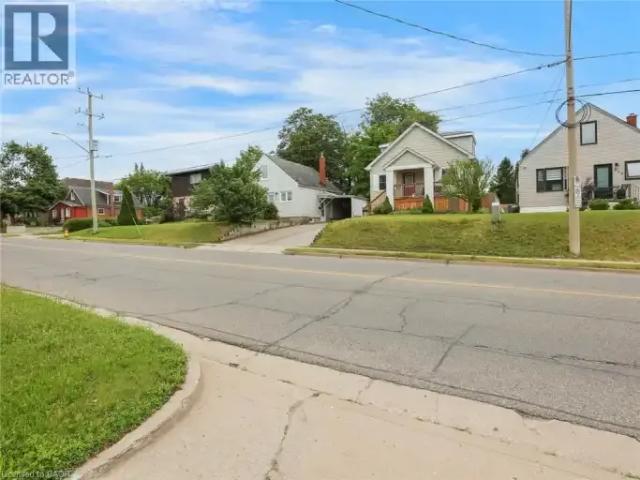 House for rent in Kitchener, Ontario