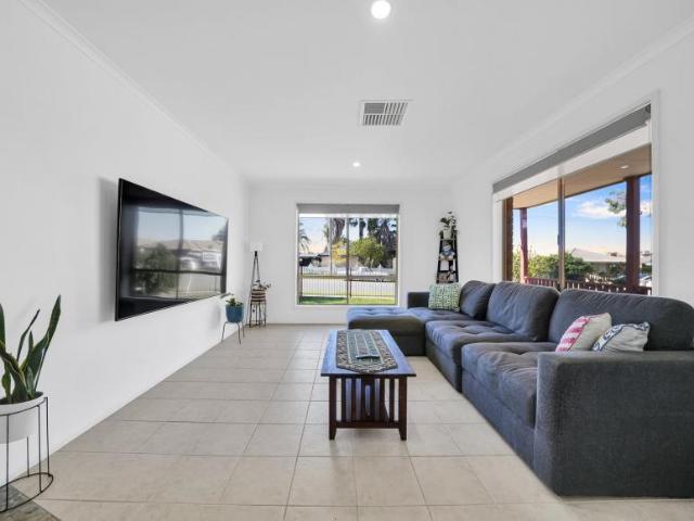 House for sale in Kurunjang, Melbourne