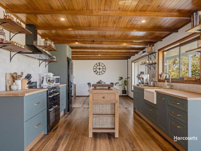 House for sale in Lucaston, Huon Valley
