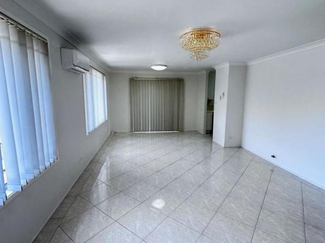 House for rent in Macquarie, District of Belconnen